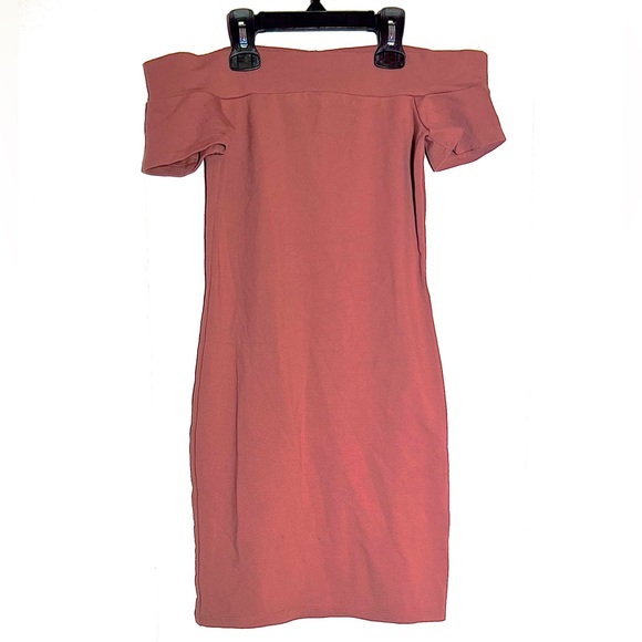 🟪 Forever 21 pink off the shoulder strapless dress - Picture 2 of 4